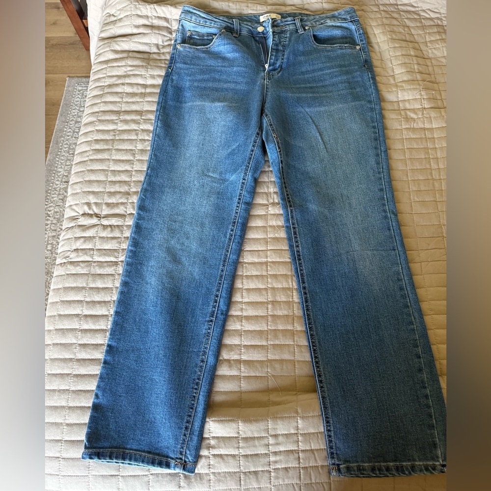 Oat New York Women's Straight Leg Blue Jeans